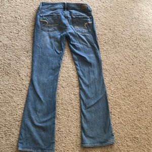 AE Artist jeans